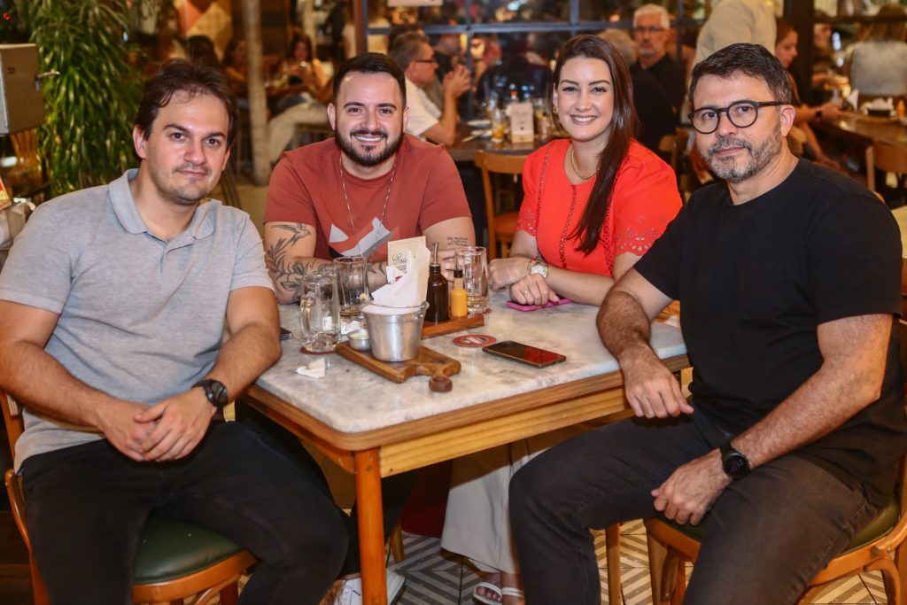 Geraldo Plutarco, Micael Matias, Karen Melo E Marcelo Moreira (5)