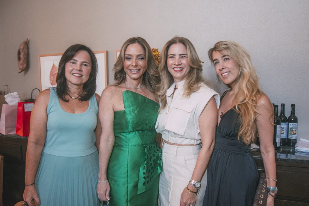 Gyna Machado, Ana Paula Daud, Karmilse Marinho E Rachel Machado