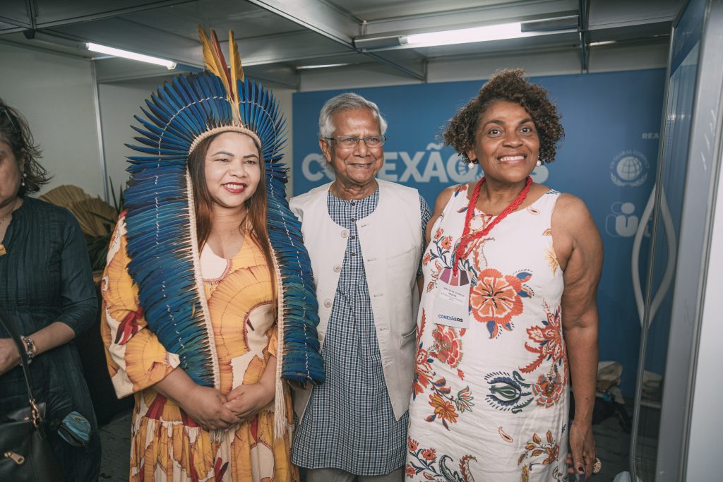 Juliana Alves, Prof Muhammad Yunus E Zelma Madeira