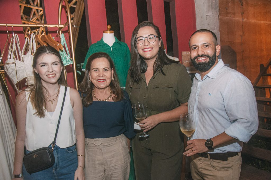 Lia Menezes, Ines Porto, Luana Neves E Flavio Oliveira