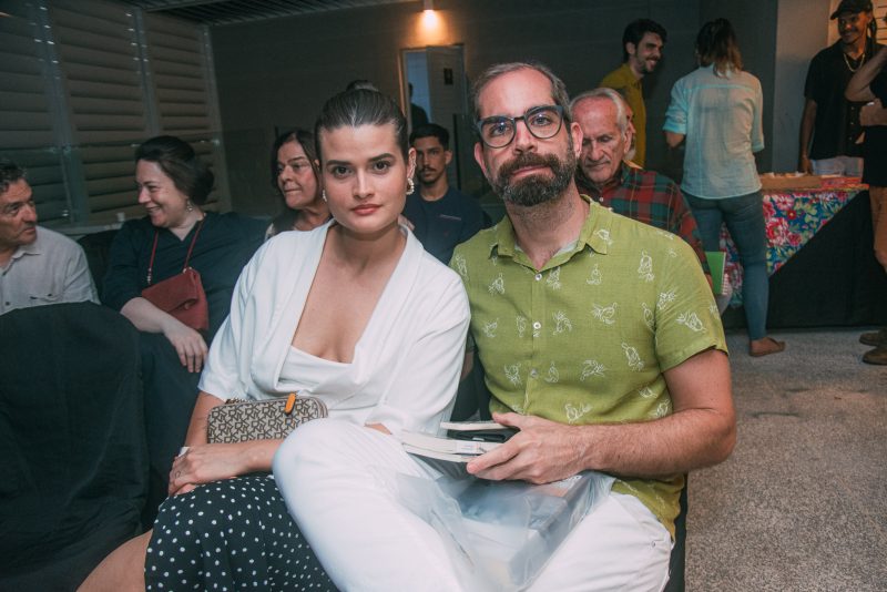 Design e Literatura - Prefeitura de Fortaleza lança projeto com palestras inéditas de Lilia Schwarcz e Flávio Gomes no Museu da Fotografia