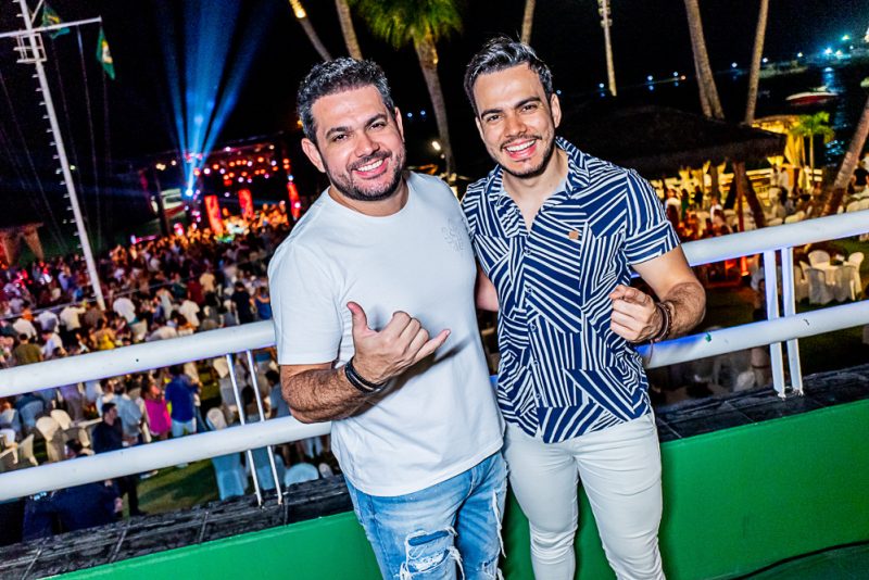 Talk of the Town - Sunset com Paulo Benevides dá um brilho extra ao Iate Clube