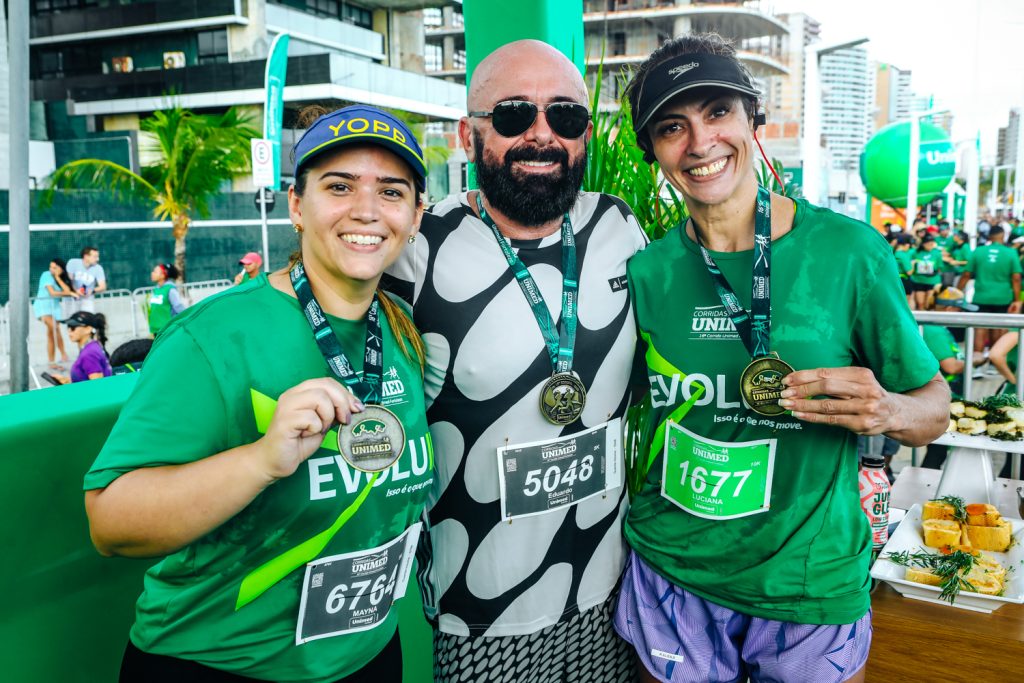 Maina Moura, Eduardo Correa E Luciana Carneiro