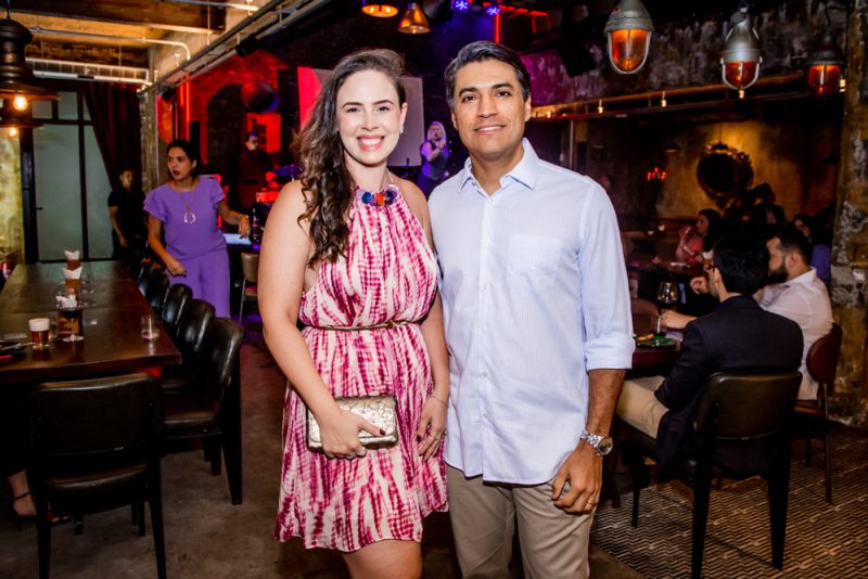 Assistência oncológica no Ceará - CRIO e Rede Oto comemoram parceria e Dia do Médico com evento especial no Hoots Gastropub