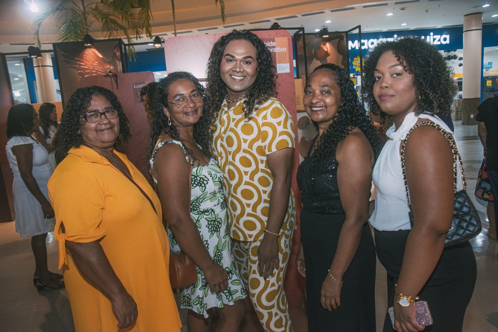 Raimunda Gonzaga, Liduina Sousa, Lucas Silva, Lucinete Silva E Isabele Sousa