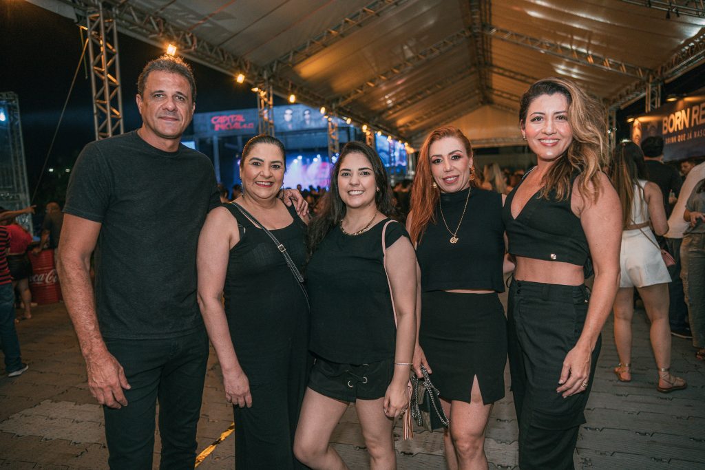 Wellington Oliveira, Elineide Bezerra, Mariana Pinheiro, Maria Candida Paula Pessoa E Kelly Bezerra