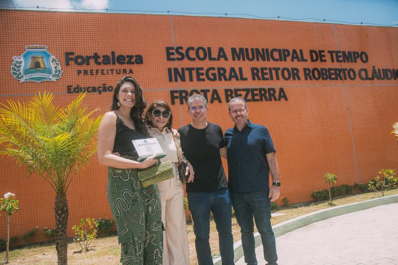 Prefeitura de Fortaleza - Sarto inaugura Escola de Tempo Integral Reitor Roberto Cláudio Frota Bezerra