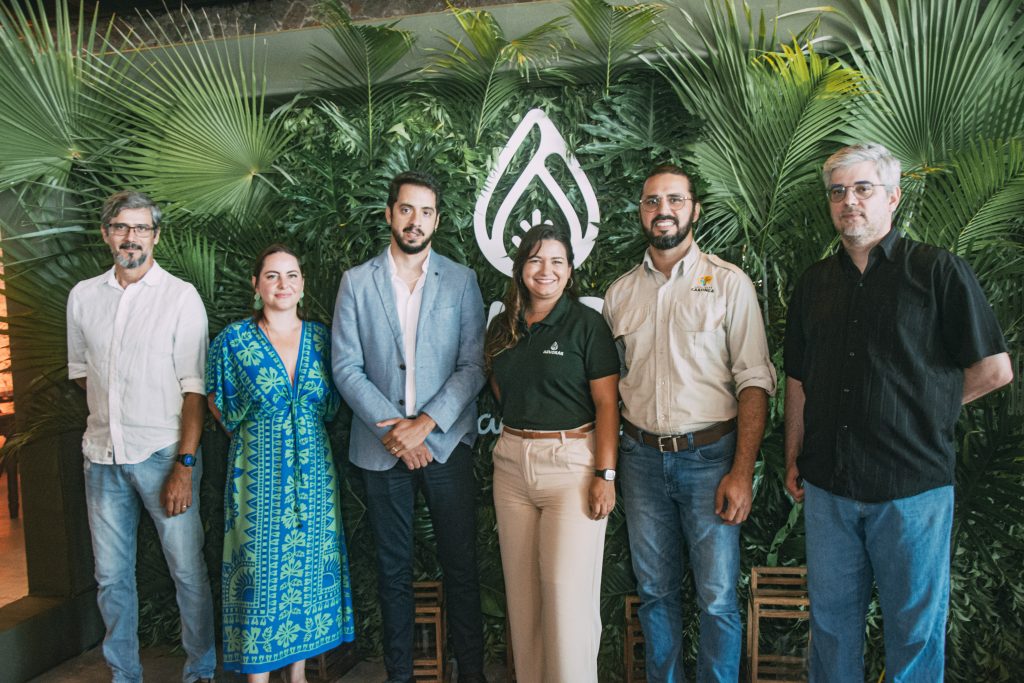 Fabio Nunes, Clarisse Linhares, Hugo Fernandes, Leanne Soares, Sandino Moreira, Weiber Girao