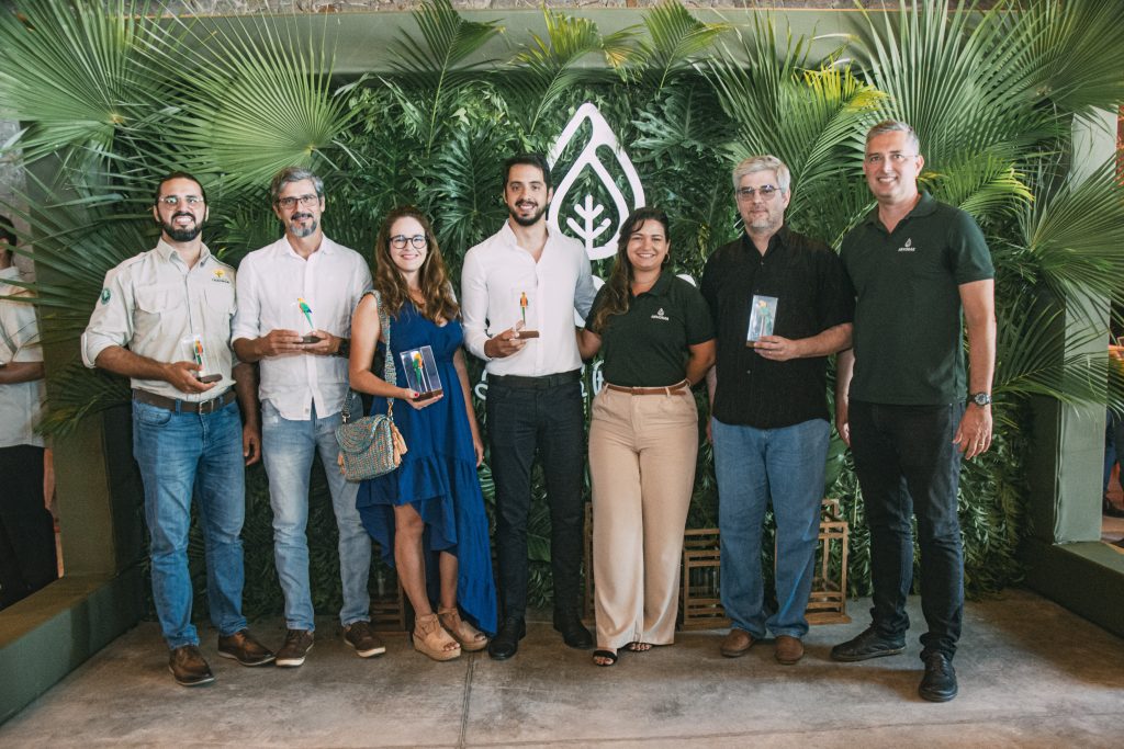 Sandino Moreira, Fabio Nunes, Cecilia Licariao, Hugo Fernandes, Leanne Soares, Weiber Girao E Murilo Pascoal