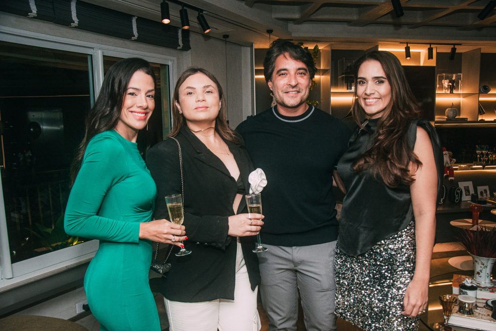 Carla Brasil, Fabiola Lopes, Rodrigo Porto E Ticiana Sanford