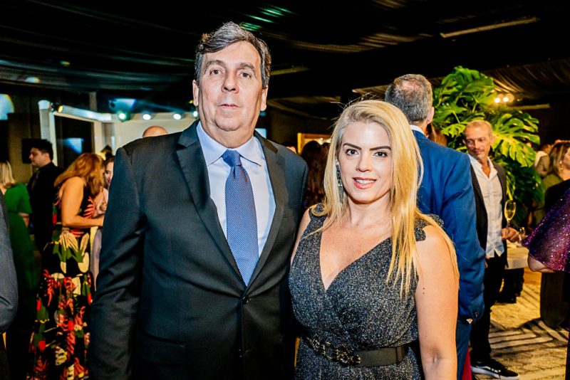 Maior Comenda do comércio cearense - Severino Ramalho Neto recebe Troféu Iracema e é eleito Lojista do Ano pela CDL de Fortaleza