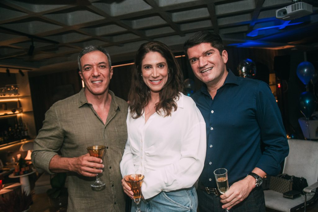 Ronald Feitosa, Carol Mendonca E David Moura Do Carmo