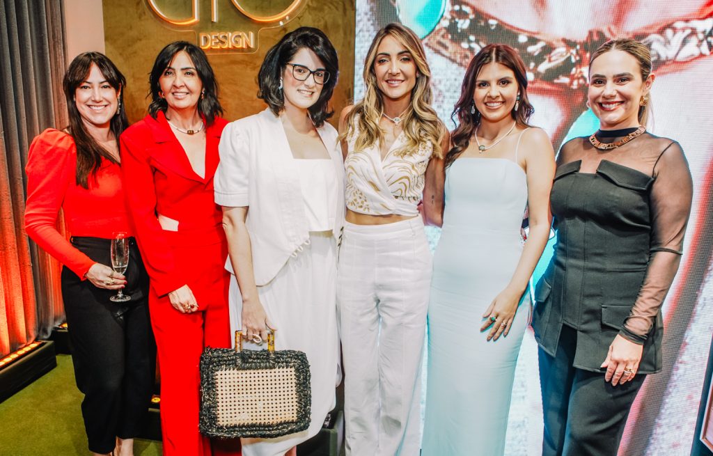 Camila Coutinho, Eliane Gomes, Olivia Pinto, Eloisa Gomes E Vladia Feitosa