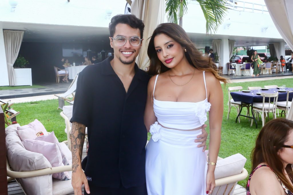 Joao Victor Façanha E Raissa Maia