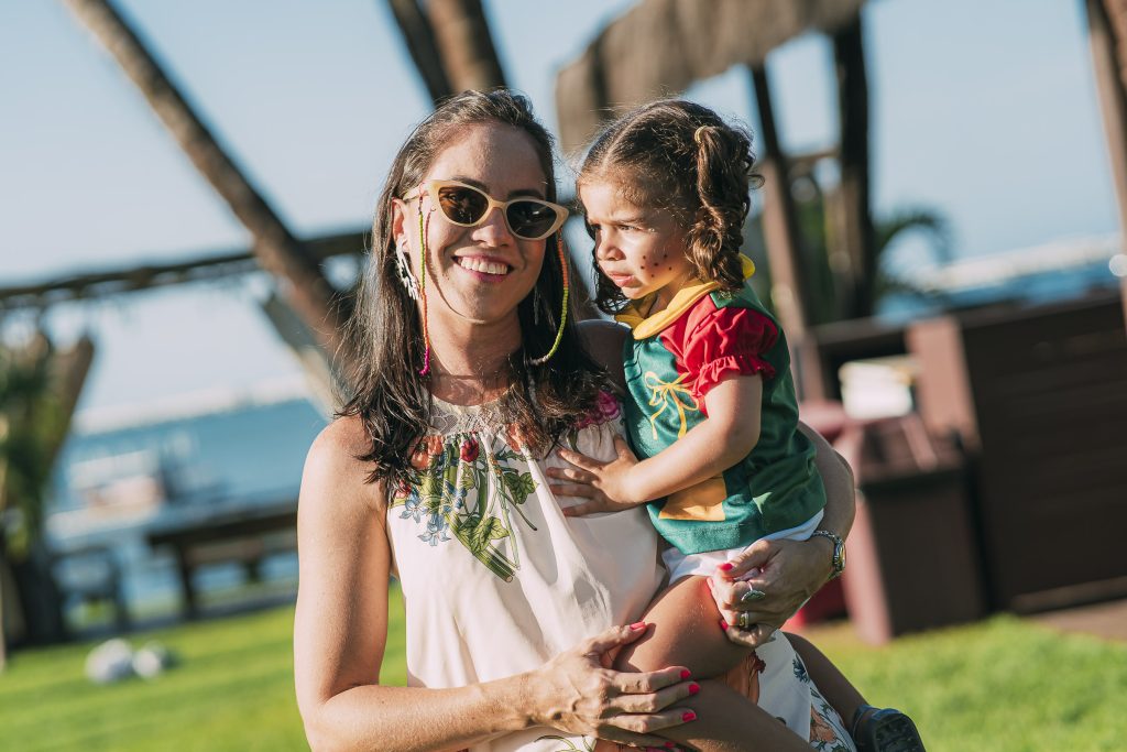 Mayara Teixeira E Maria Eduarda Meneleu