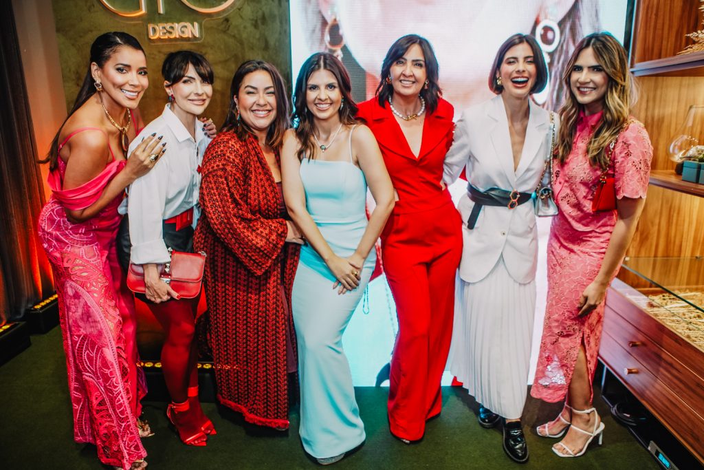 Niara Meireles, Lu Carvalho, Andrea Serqueira, Eloisa Gomes, Eliane Gomes, Marissa Oliveira E Renata Rolim (23)