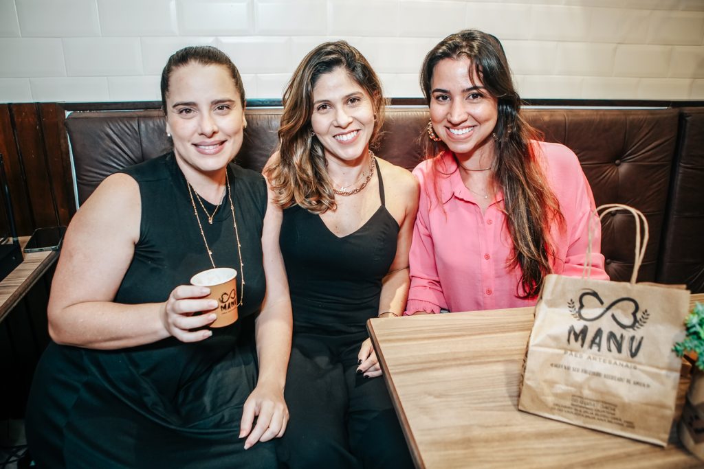 Naiana Medeiros, Magda Bacelar E Marselle Marques