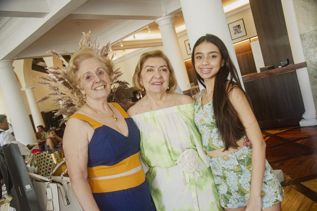 Carlota Pinheiro, Ba Alencar E Isabella Pinheiro