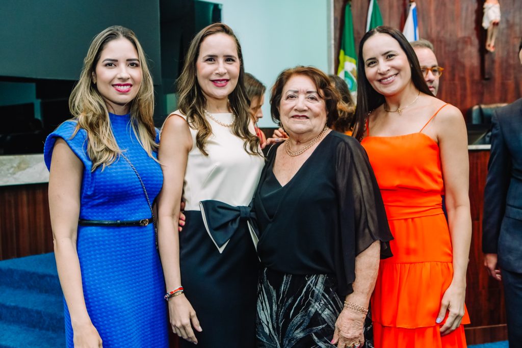 Denise Thomaz, Manoela Crisostomo, Odailse Campos E Marilia Araujo