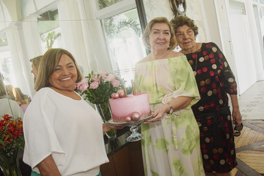 Gorete Menezes, Ba Alencar E Dolores Pierre