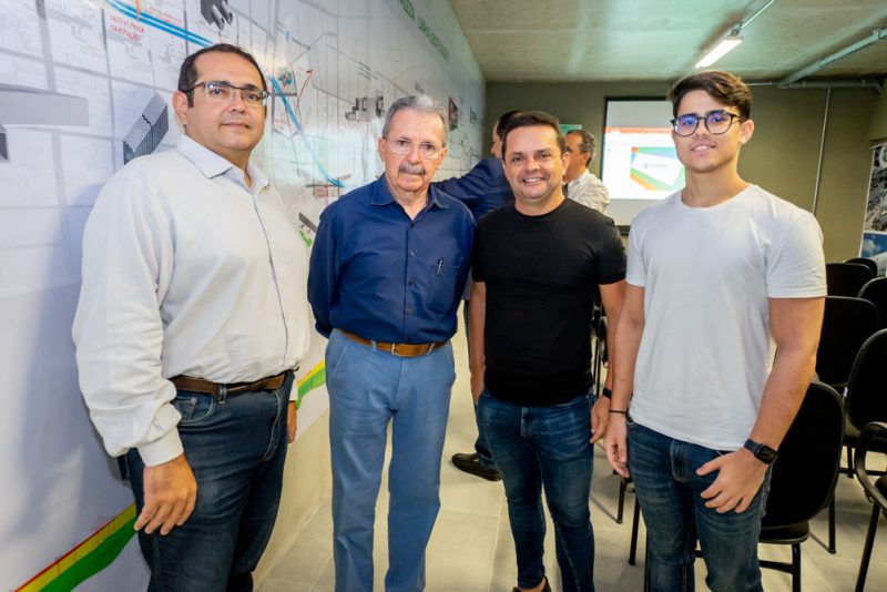 Máquinas em ação - Visita da construção da Linha Leste do Metrô de Fortaleza