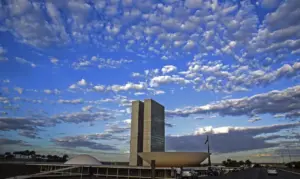 Brasilia Congresso Nuvens E 0416202217 2