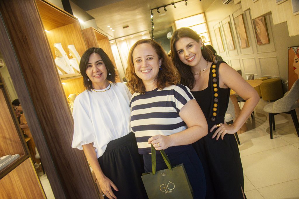 Eliane Gomes, Nanda Abreu E Eloisa Gomes