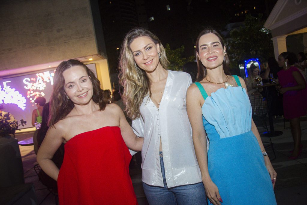 Elis Silveira, Tassiana Pita E Livia Telles