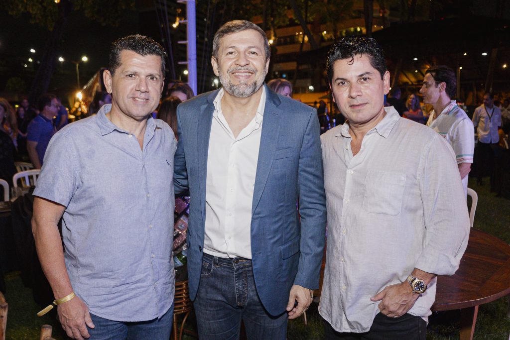 Erick Vasconcelos, Elcio Batista E Pompeu Vasconcelos