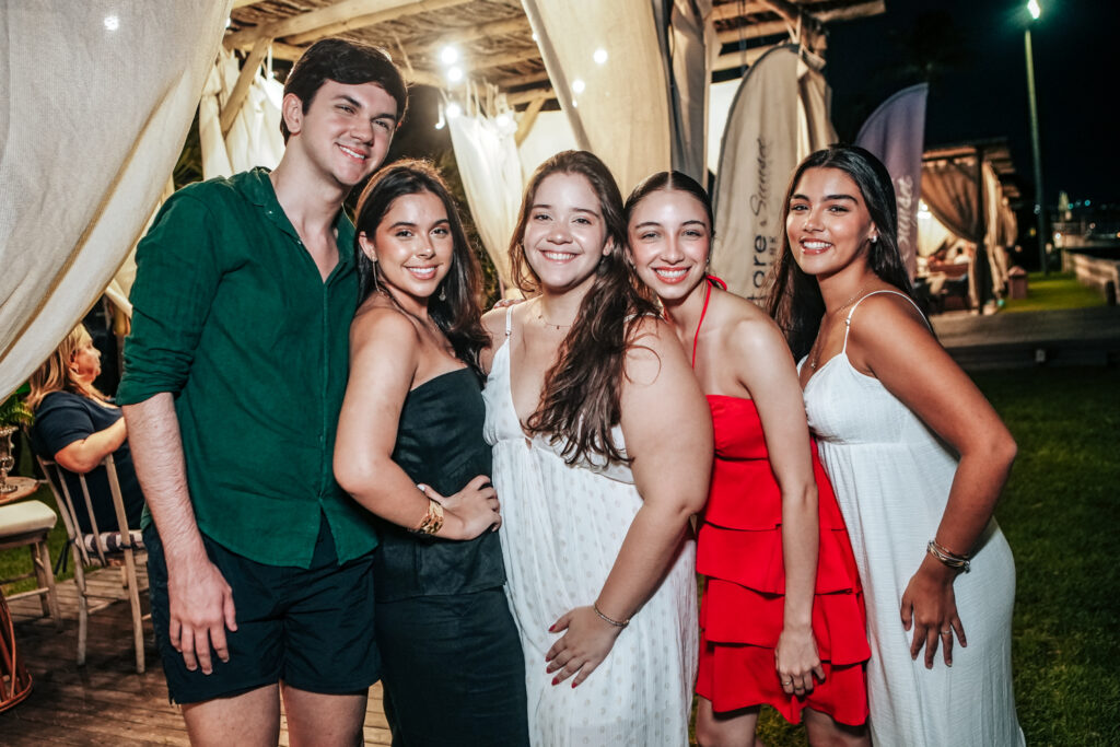 Felipe Machado, Maria Clara Reis, Natalia Vale, Lis Herbster E Luiza Valenzi (1)