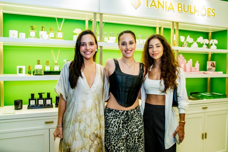 Toque de glamour - Lisieux Brasileiro apresenta novidades da moda autoral