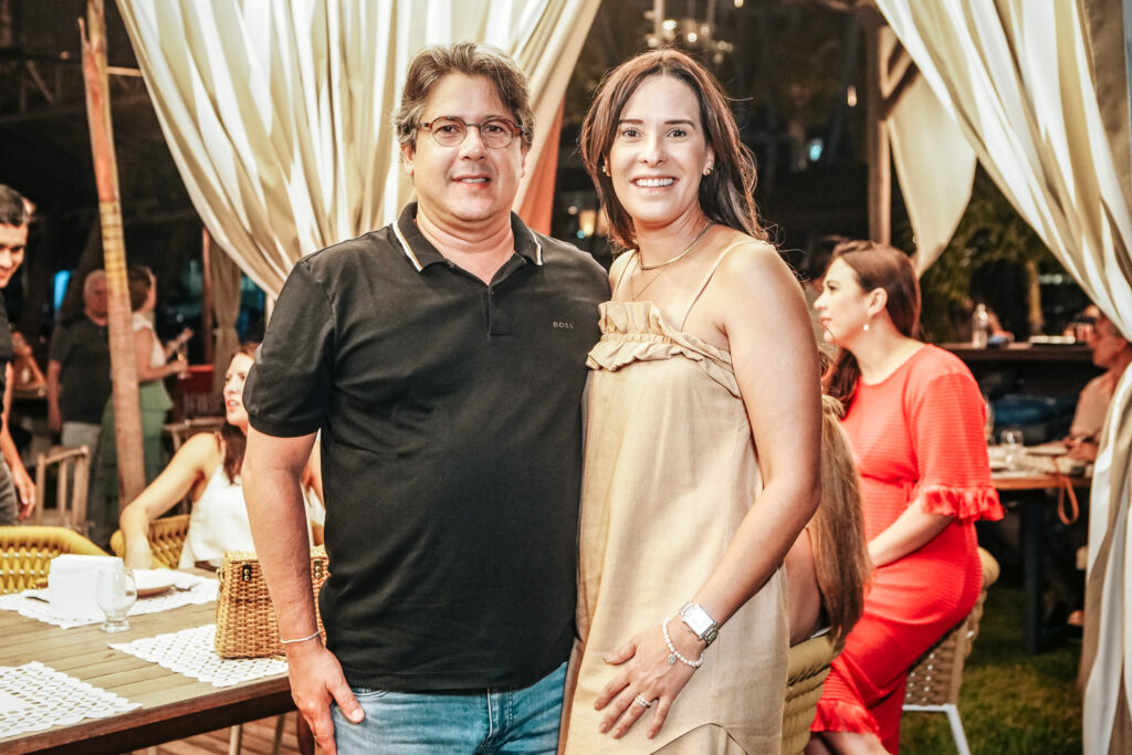 Leonardo Ramalho E Rebeca Araujo