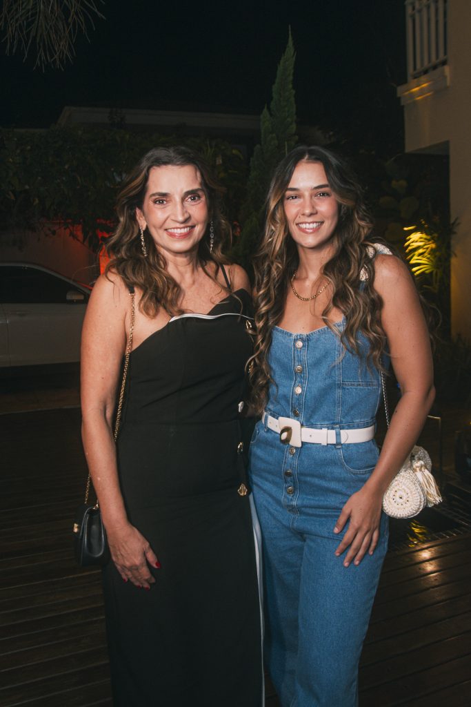 Marcia E Talita Travessoni