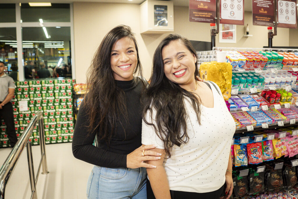 Mikaele Ribeiro E Bruna Oliveira