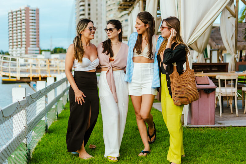 Nayara Lobo, Clara Leite, Lívia Macêdo E Déborah Alencar (2)