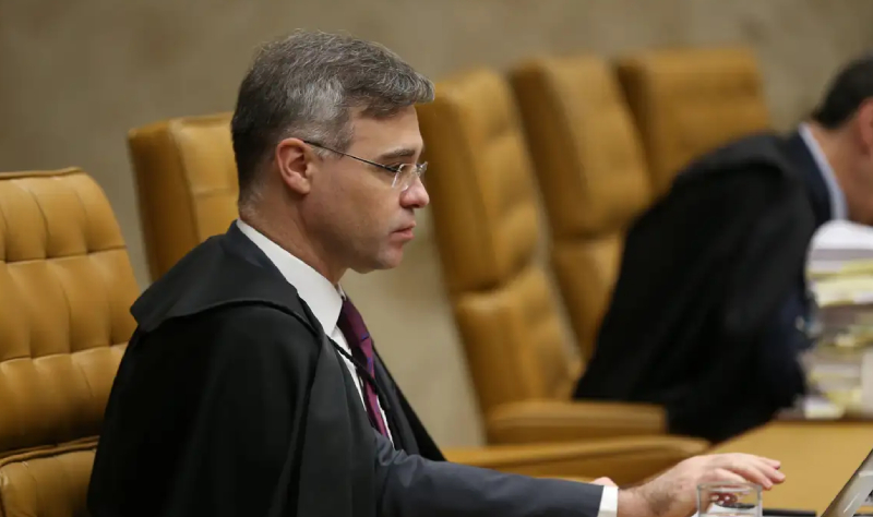 Ministro do STF André Mendonça é eleito para o TSE