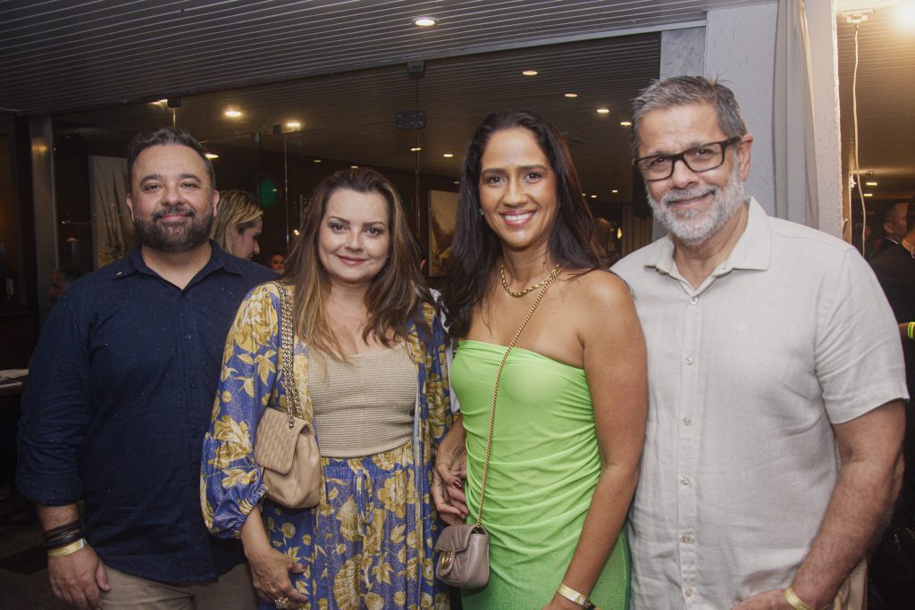 Paulo Siqueira, Kel Oliveira, Luciana Brasileiro E Clovis Lopes