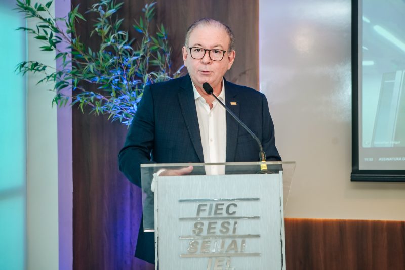 FUTURO SUSTENTÁVEL - Ricardo Cavalcante, presidente da FIEC, assina parceria estratégica com a Fortescue para fortalecer cadeia do H²V