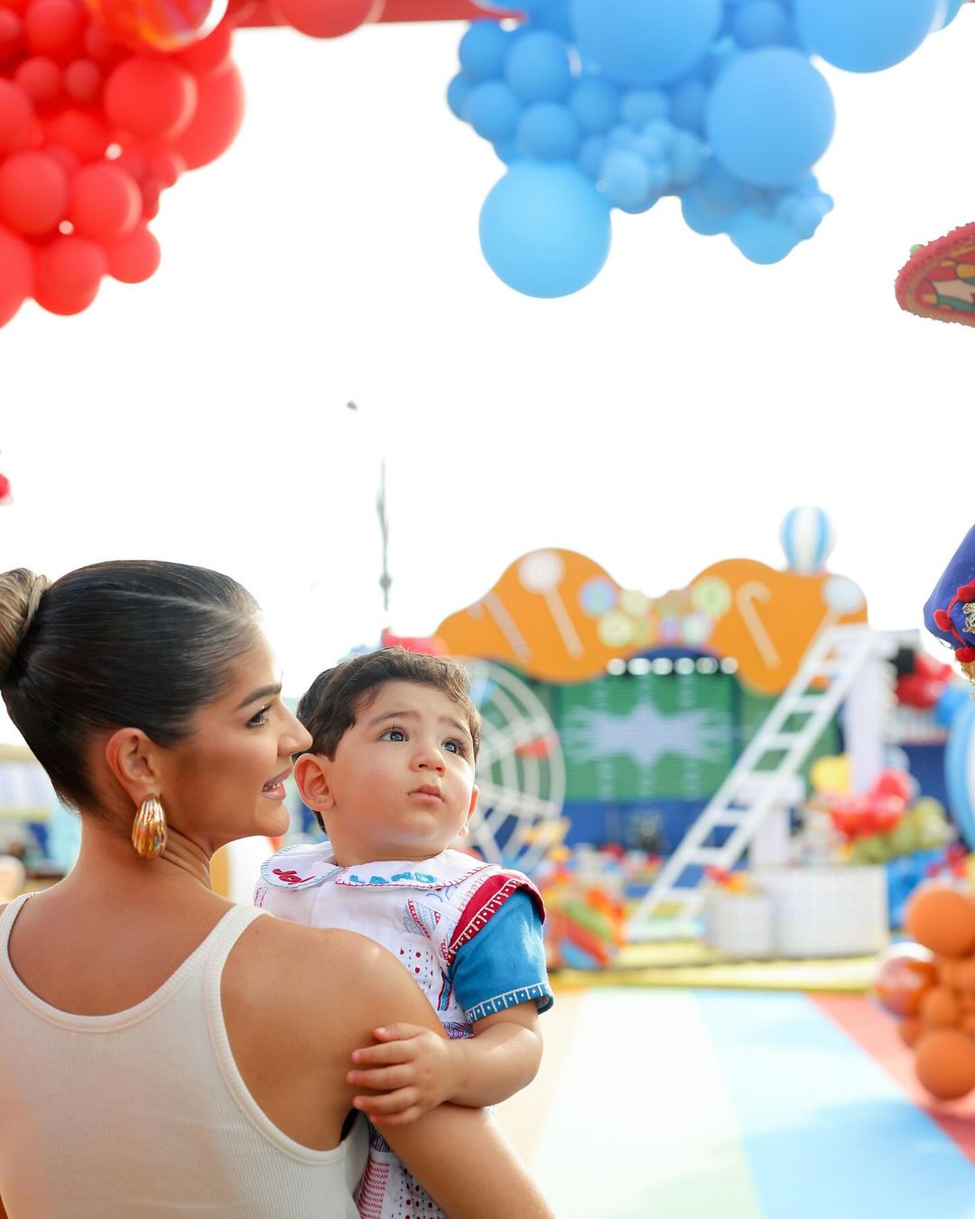 Thássia Naves Comemora O Aniversário De 1 Ano Do Filho Joaquim (15)