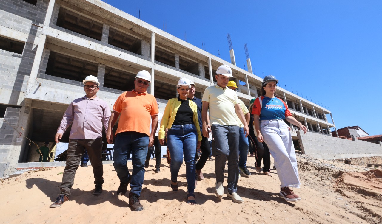 Sarto visita obras do novo Cuca e Complexo Educacional no grande Mucuripe