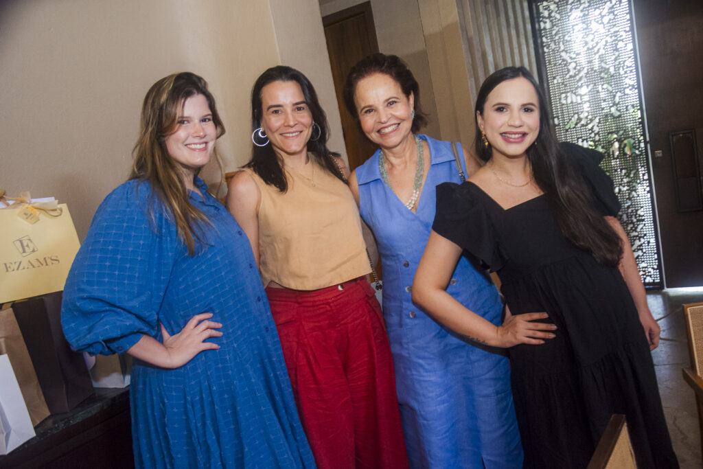 Ana Maria Bezerra, Carol Barbosa, Jaqueline Barbosa E Dayana Bezerra