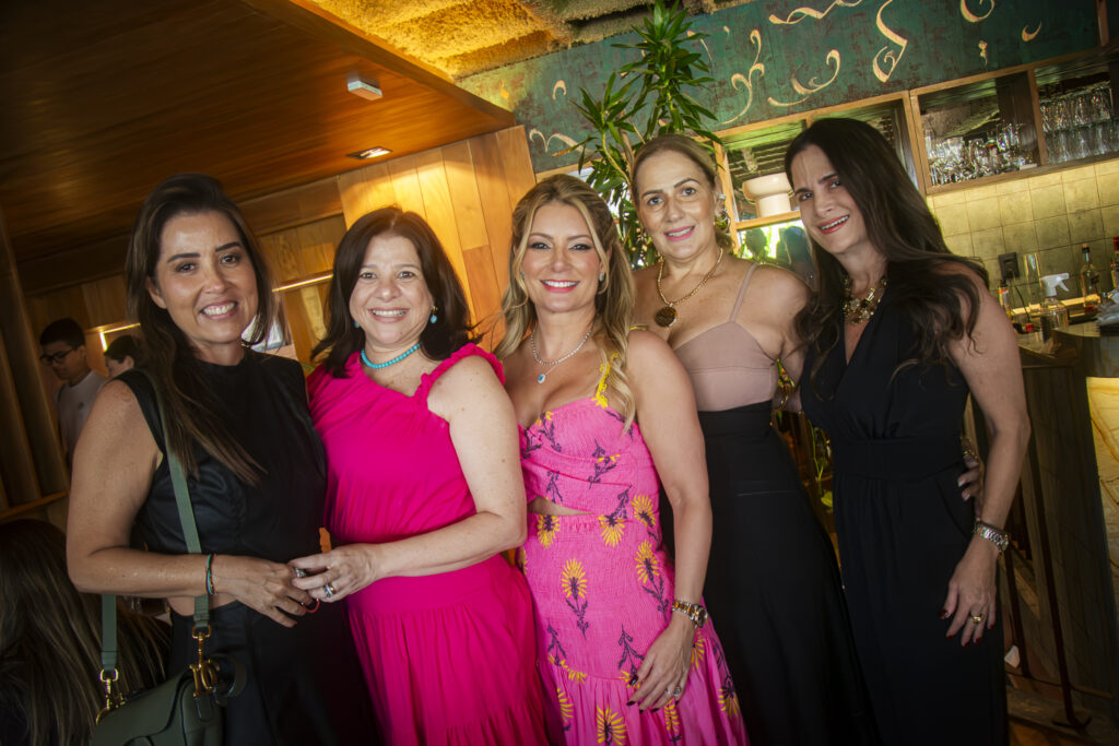 Ana Vladia, Luciana Lobo, Tatiana Luna, Marcia Peixoto E Adriana Bezerra