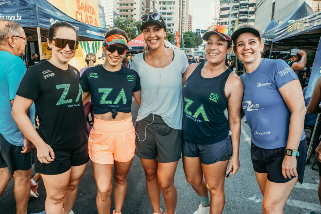 Camila Pontes, Raquel Pontes, Camila Viana, Karla Timbo E Paula Falcao