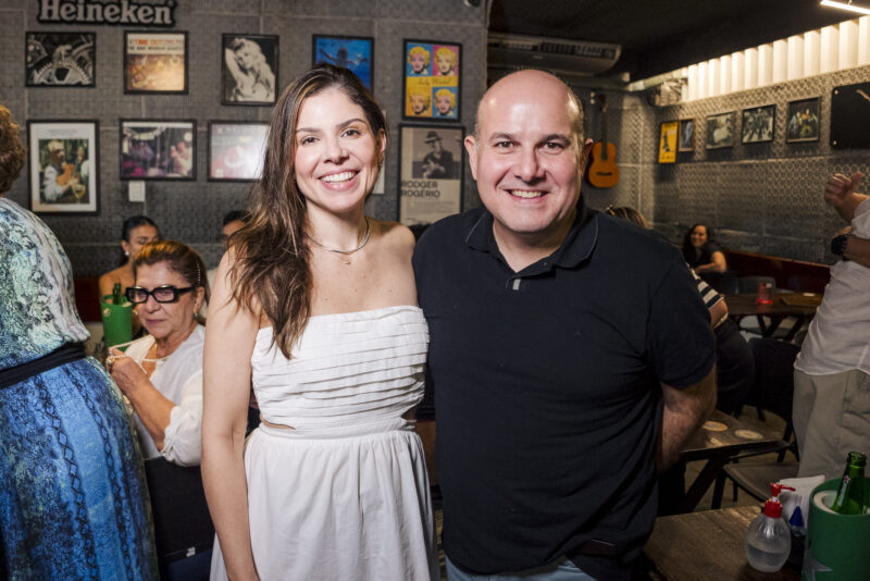 MÚSICA E EMOÇÃO - Moacir Maia celebra aniversário em evento que honra a vida e a arte