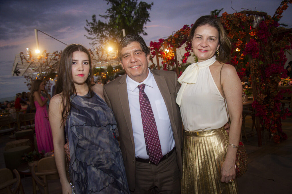 Clarisse, Cabeto E Rita Martins