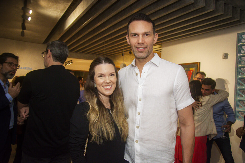 Claudia E Marcio Canamary