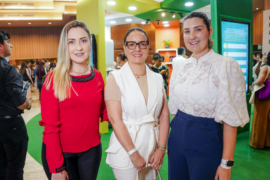 Glaucia Porto, Raquel Vasconcelos E Lara Costa Lima