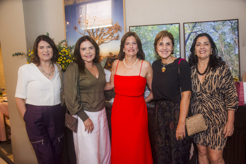 Ines Toledo, Ingrid Barreira, Luciana Bezerra, Denise Saboia E Ivana Paiva