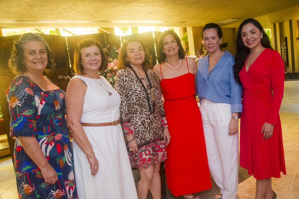 Izabel Holanda, Veronica Braga, Vanda Malveira, Luciana Bezerra, Cristine Marinha E Nathalia Peixoto