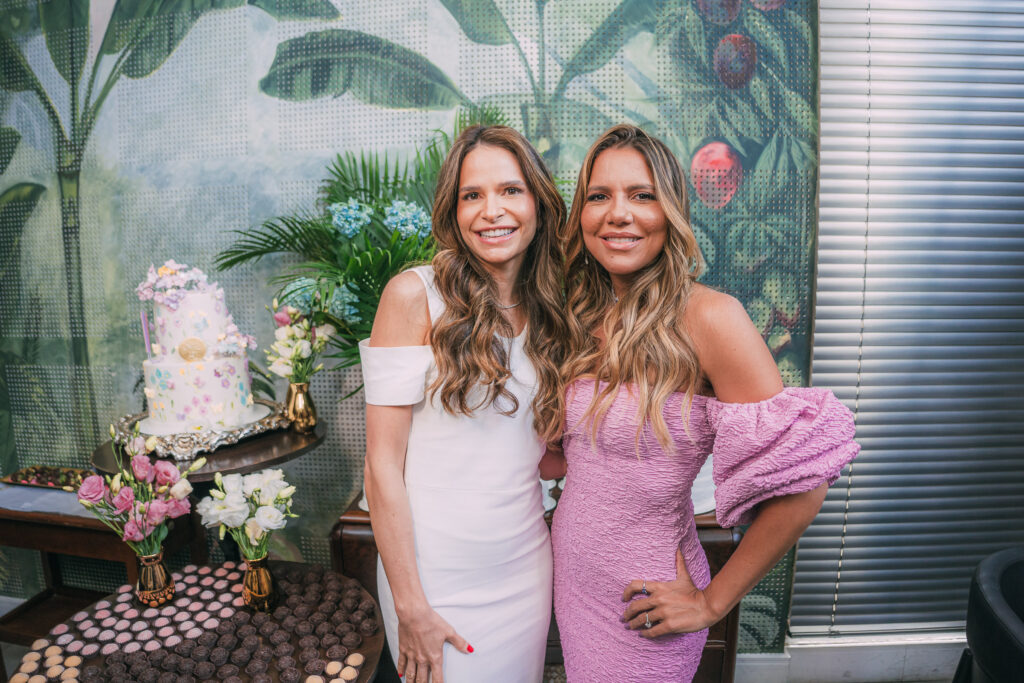 Lara De Paula E Ana Carolina Fontenele